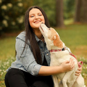 Meet your Posher, Avery